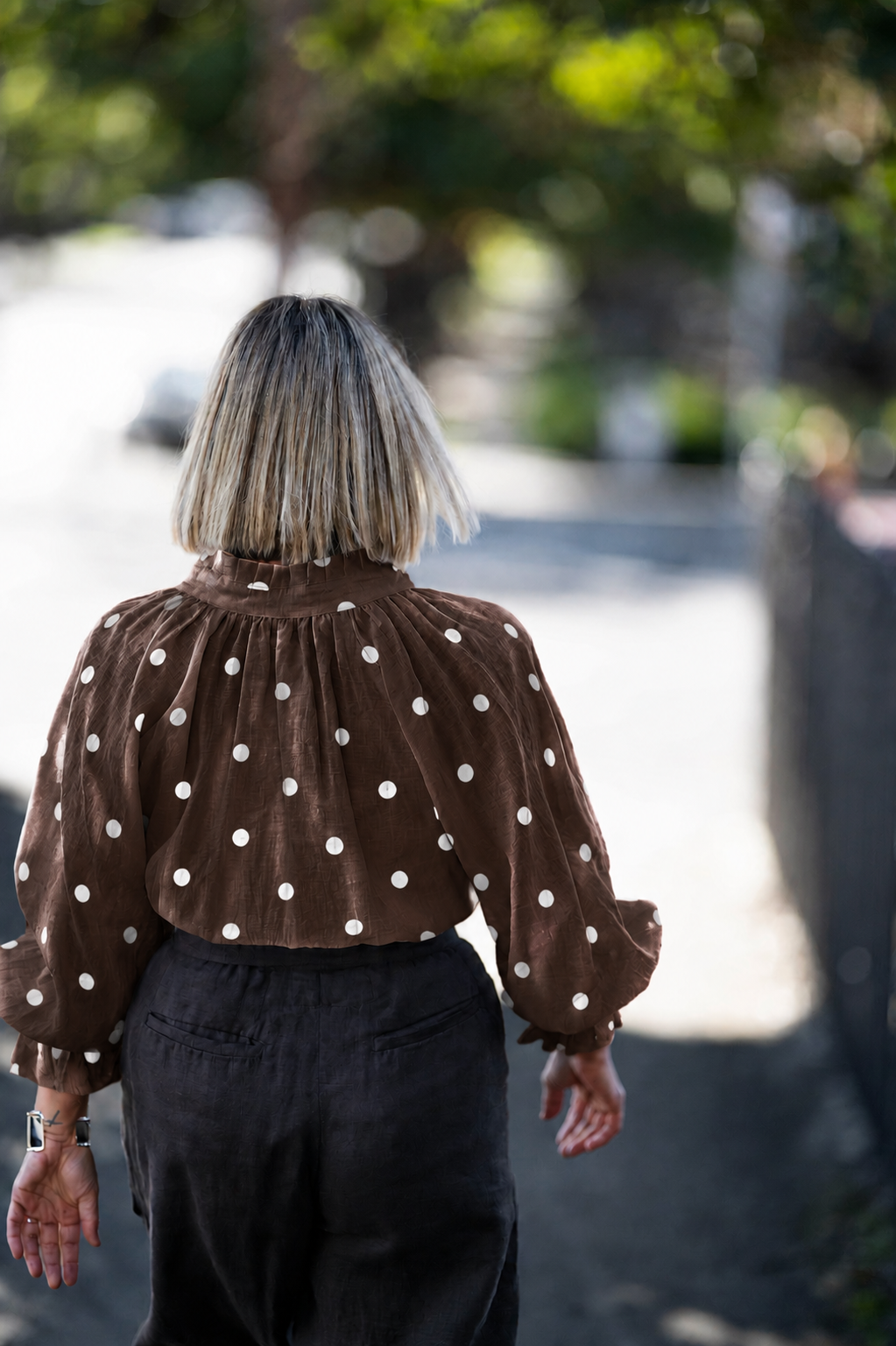 Daisy Linen Top - Espresso with White Dot