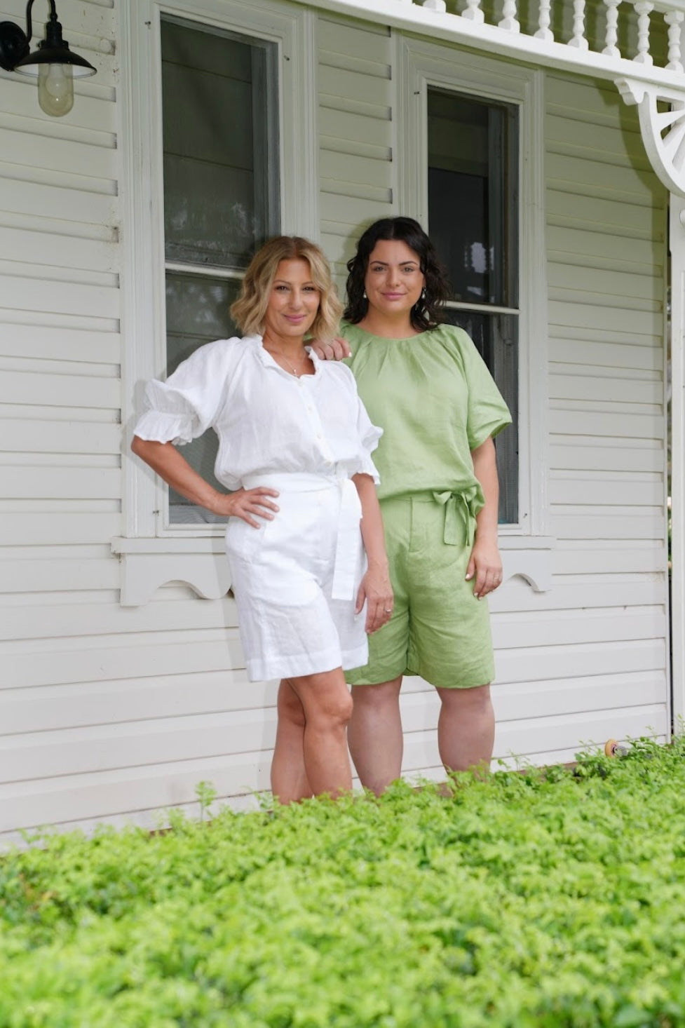 Gracie Linen Shorts - White