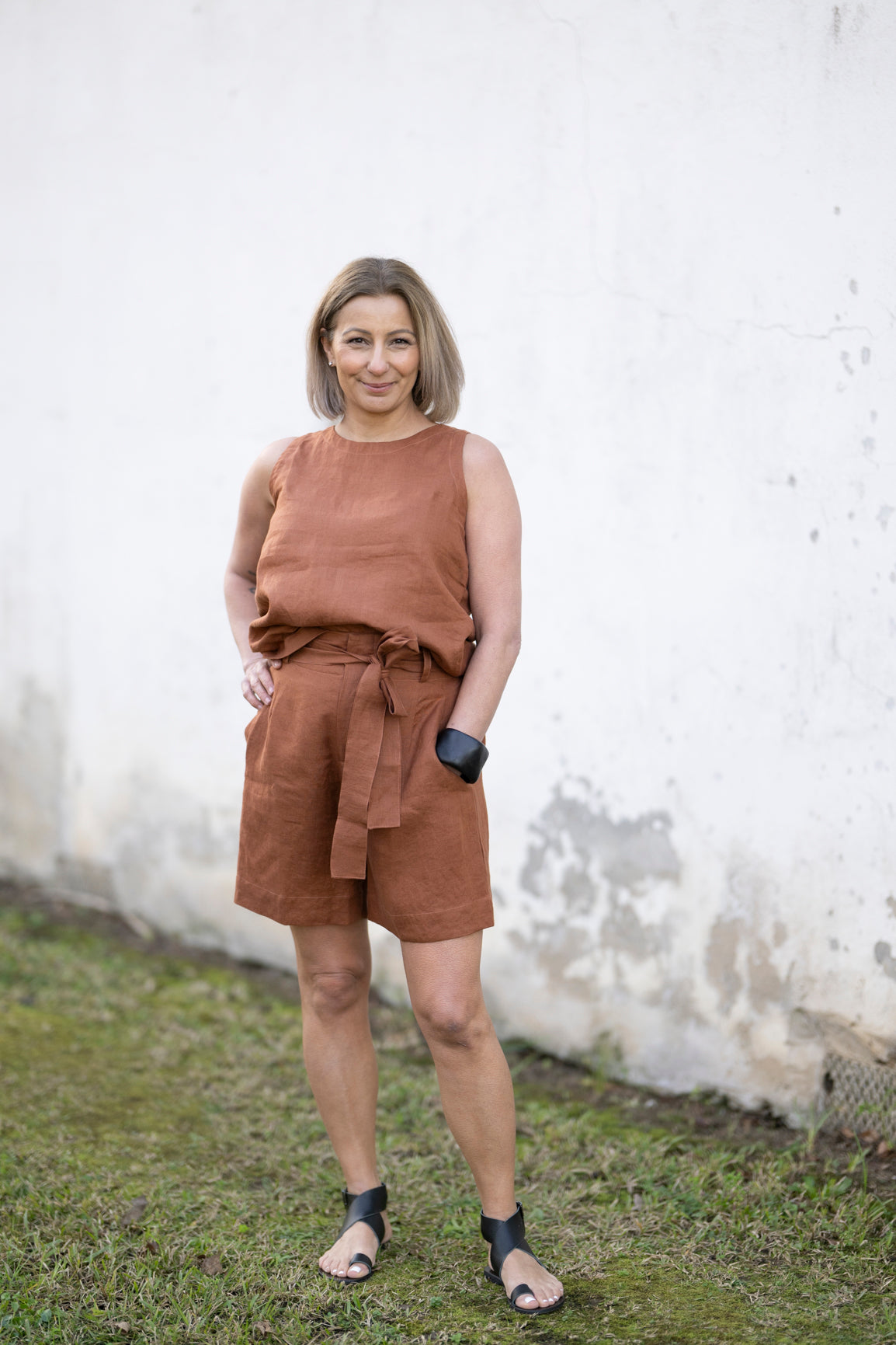 Gracie Linen Shorts - Bronze