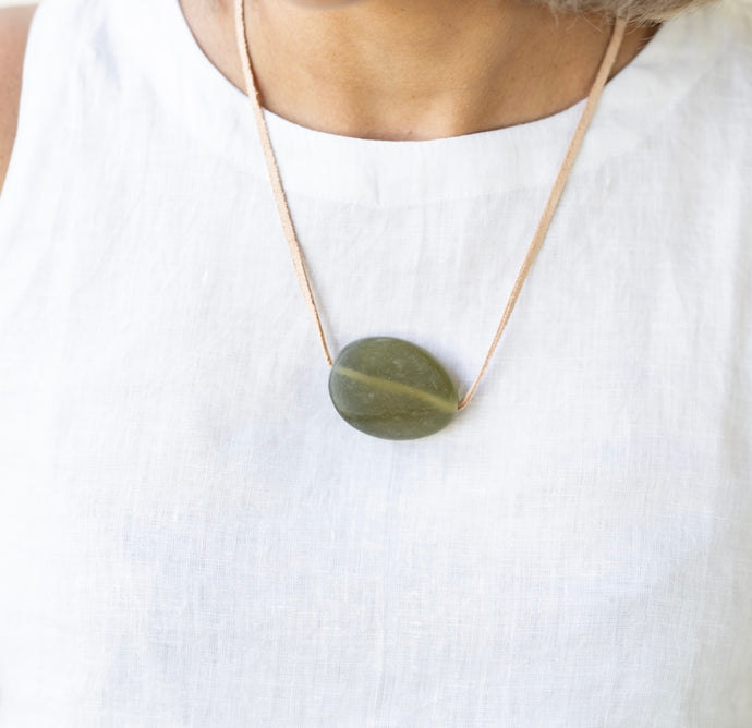 Pebbles Resin and Leather Necklace - Clear Green