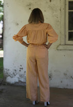Load image into Gallery viewer, Dee Linen Shirt - Peach