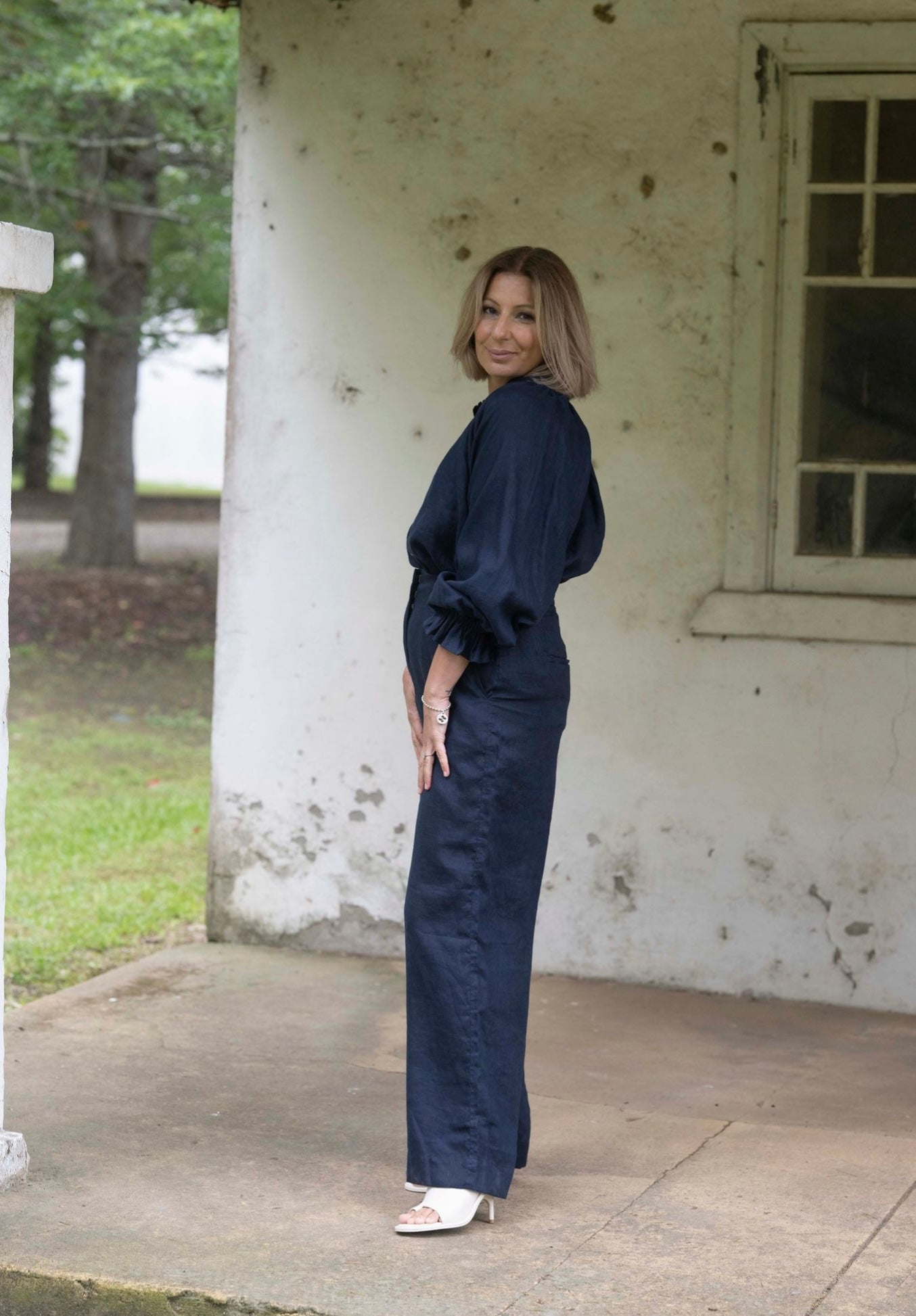 Daisy Linen Top - Navy