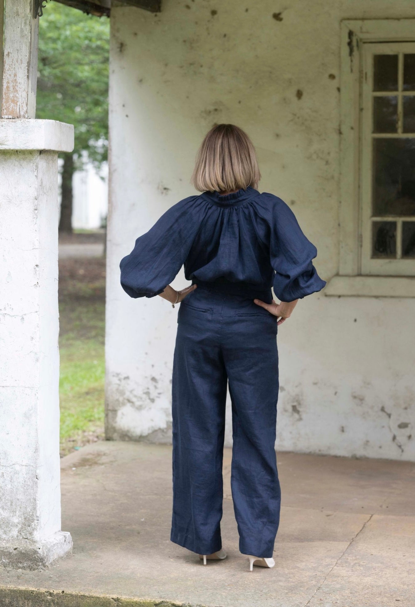 Daisy Linen Top - Navy