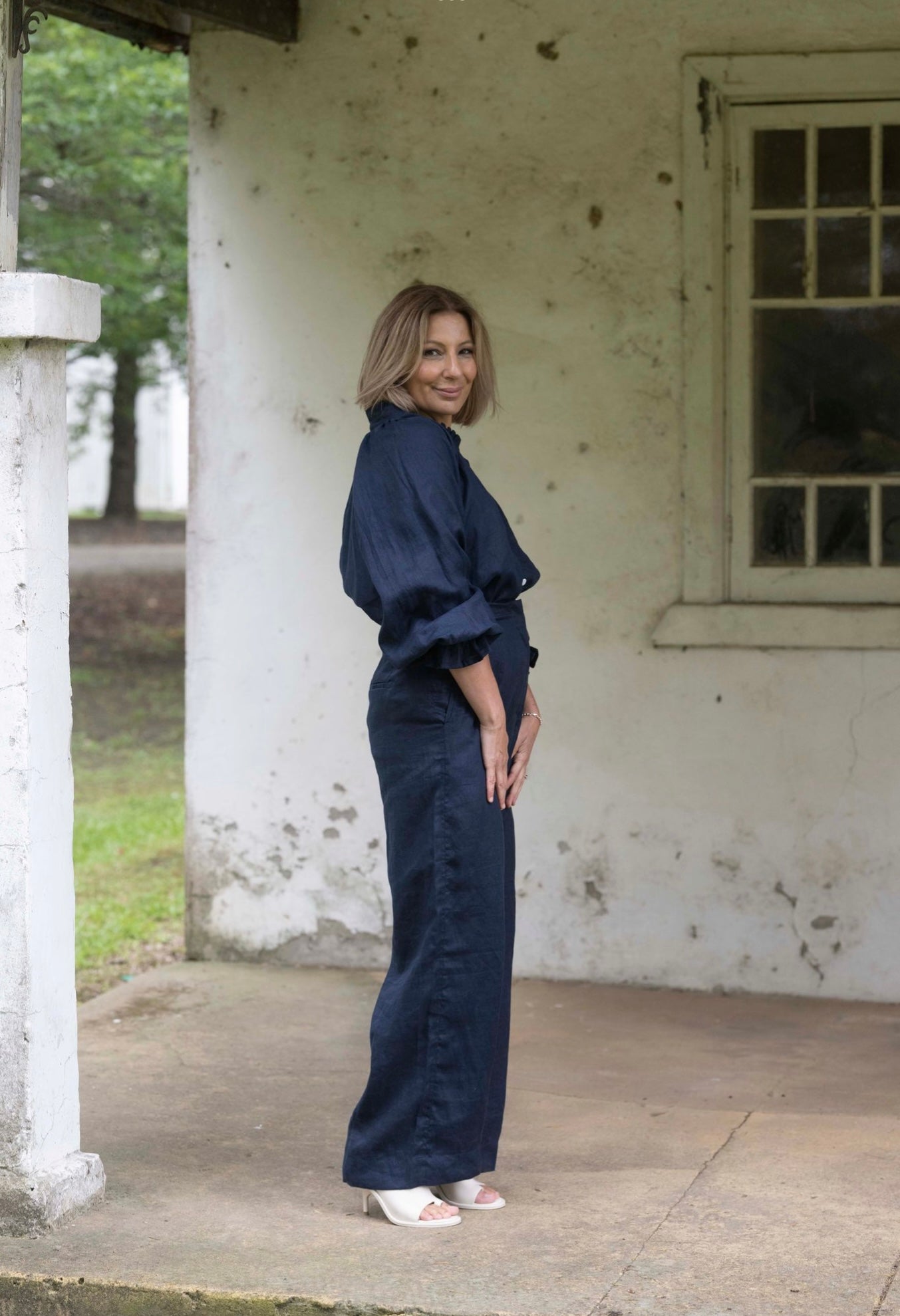 Daisy Linen Top - Navy