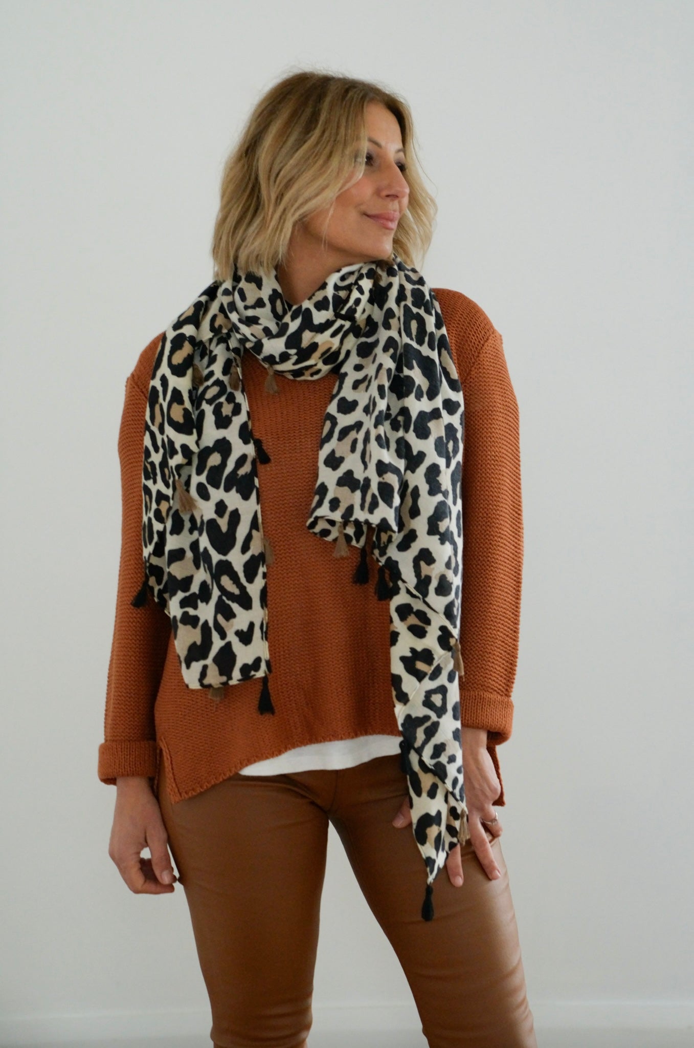 Lena Leopard Scarf - Light