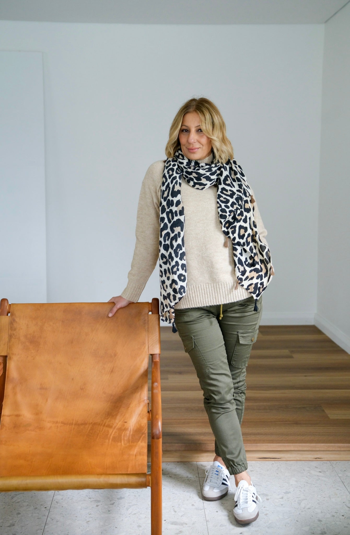 Lena Leopard Scarf - Light