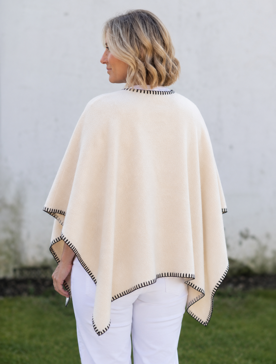 Lois Wrap - Vanilla Blanket Stitch