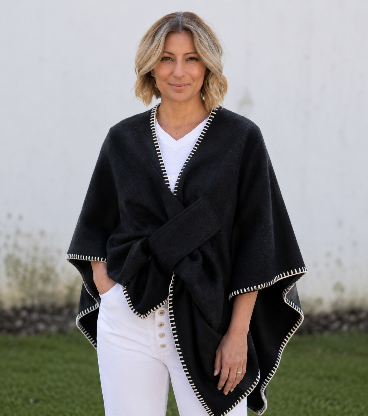 Lois Wrap - Black with Blanket Stitch