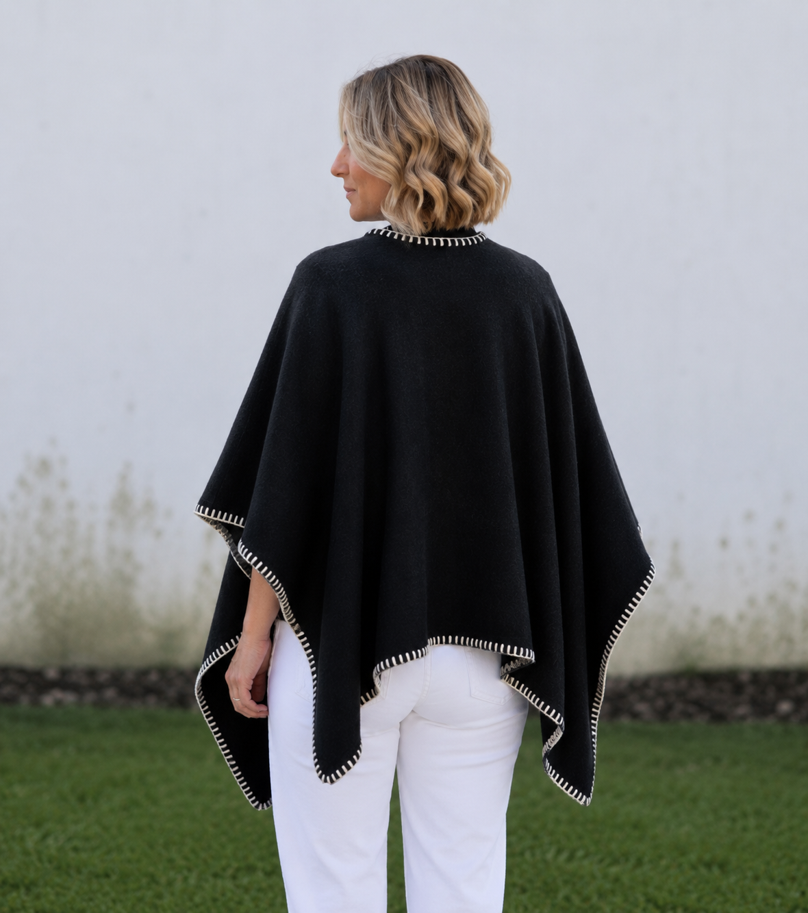 Lois Wrap - Black with Blanket Stitch