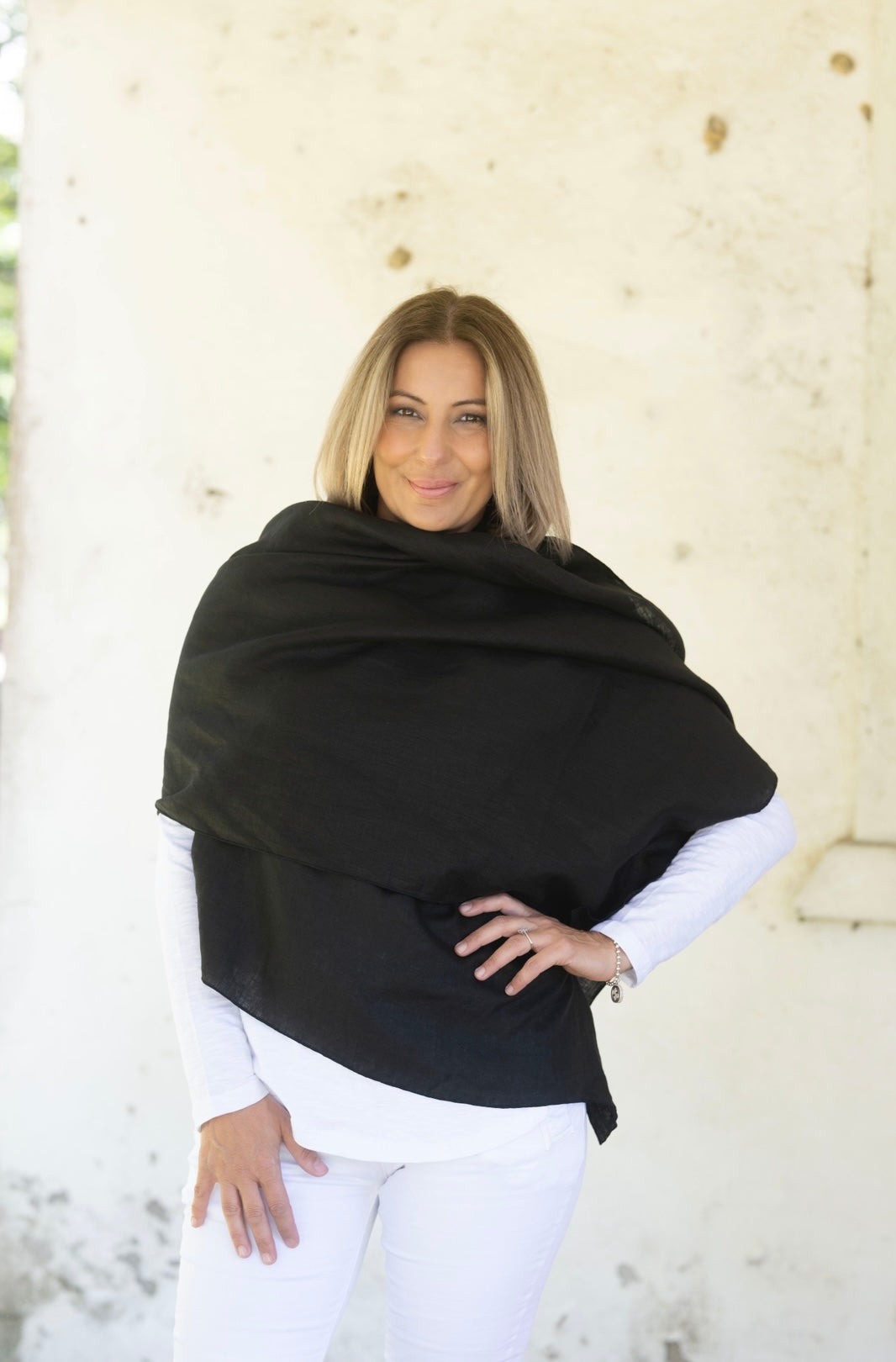 Ava Linen Scarf - Black