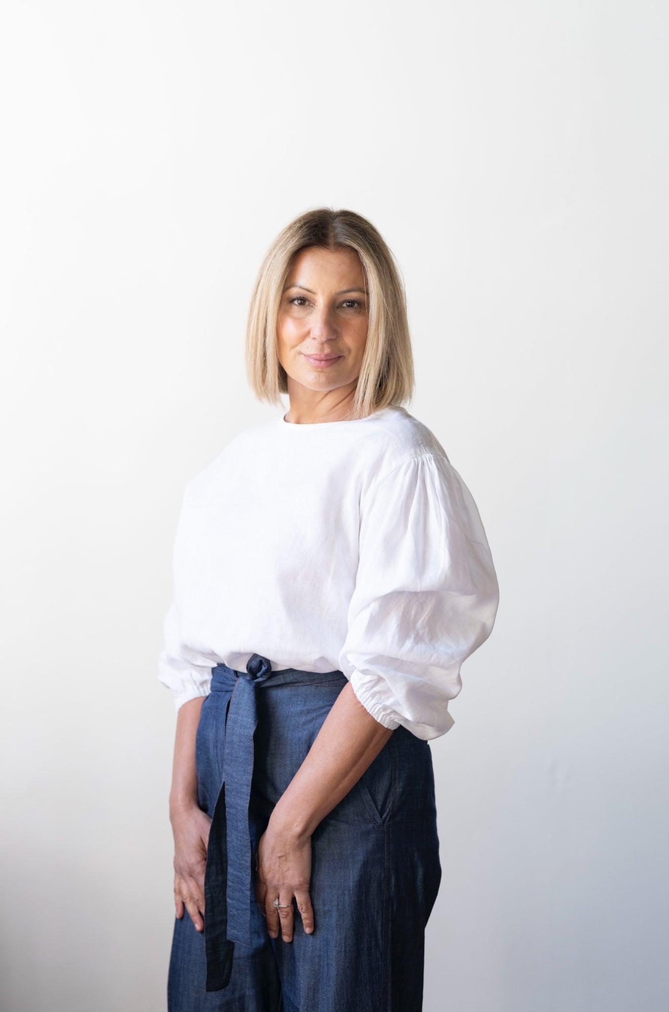 Tessa Linen Top - White