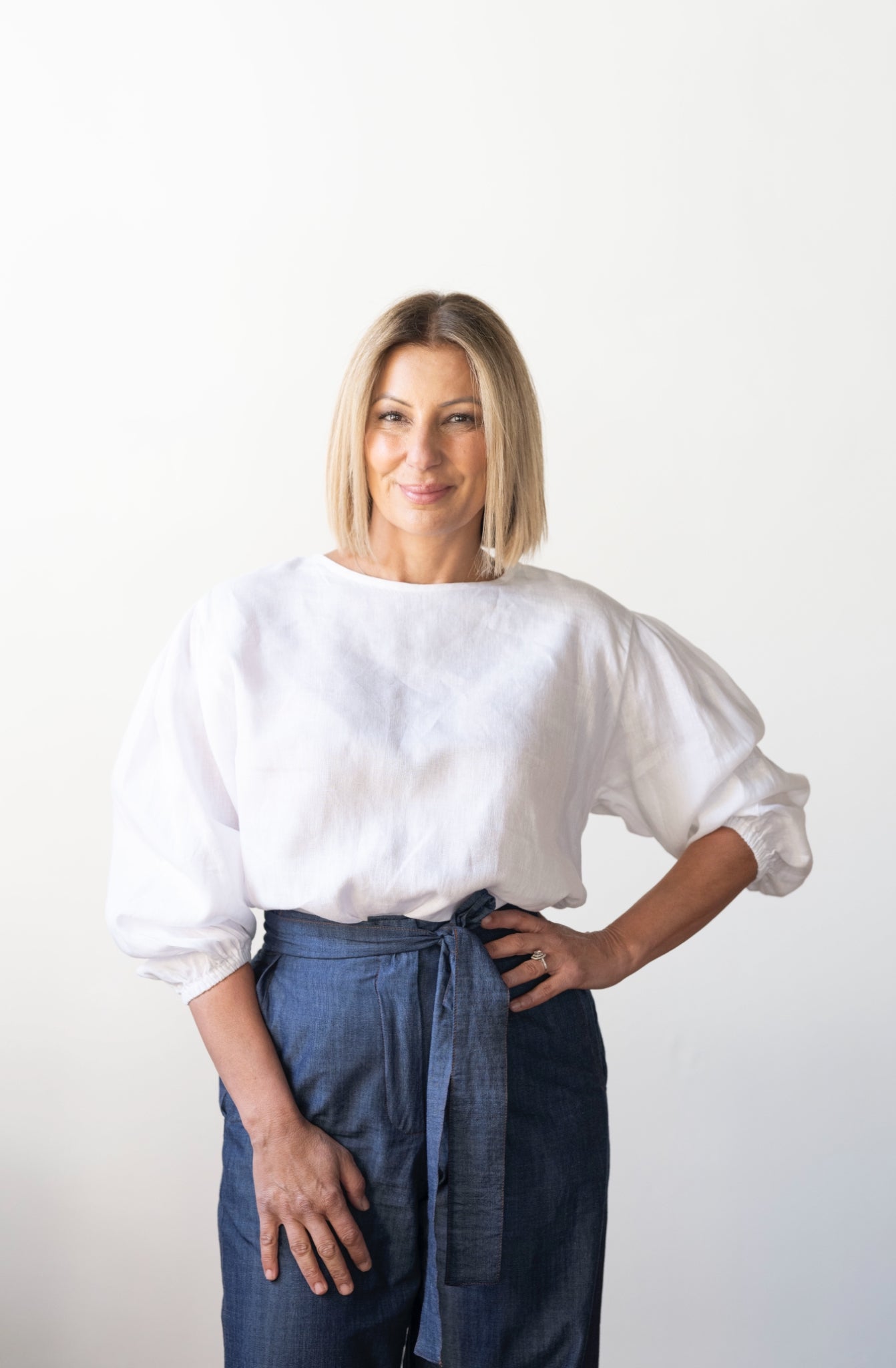 Tessa Linen Top - White