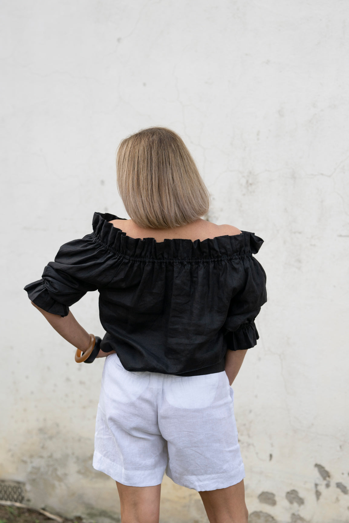 Bella Linen Ruffle Top - Black