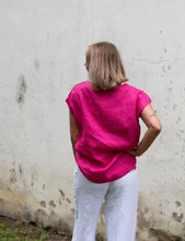 Load image into Gallery viewer, Clare Linen Top - Fuchsia
